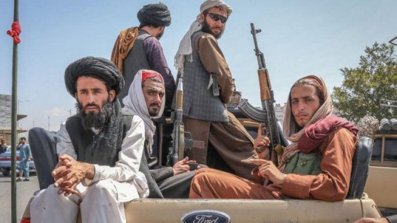 Pas aktorit, talebanët tani vrasin një këngëtar të famshëm afgan