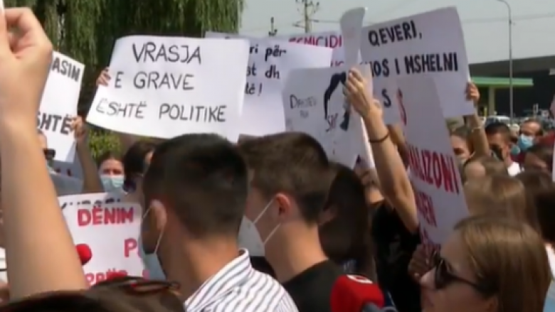 ​Marsh protestues në mbrojtje të grave