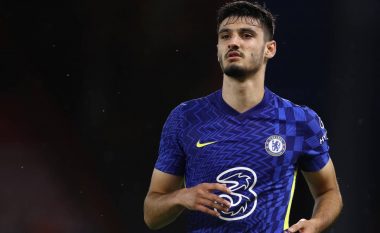 Chelsea do ta huazojë përsëri Armando Brojën, Southampton e do sulmuesin shqiptar