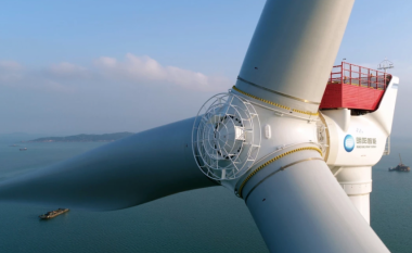 Kinezët ndërtojnë turbinën gjigante