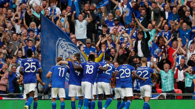 Leicester City e nis sezonin me trofe, mposht Man Cityn dhe fiton Superkupën e Anglisë