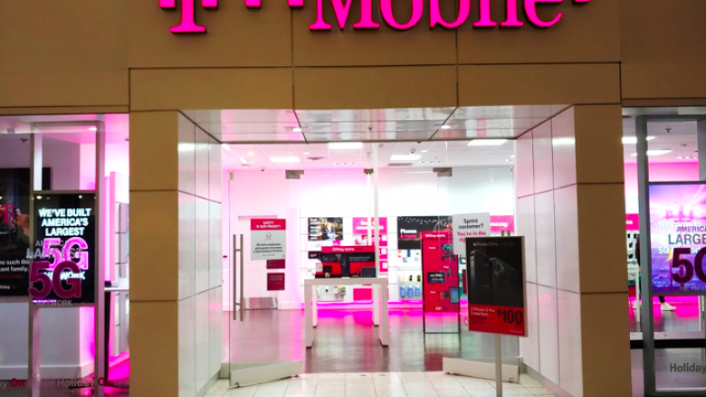 Mbi 40 milionë klientëve të T-Mobile u vidhen të dhënat personale në SHBA