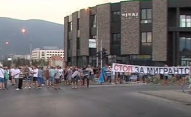 “Ndal për kampin e emigrantëve”: Banorët e Bardhovcës dolën për të protestuar