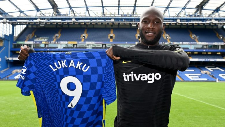 Romelu Lukaku merr fanellën me numrin 9 te Chelsea