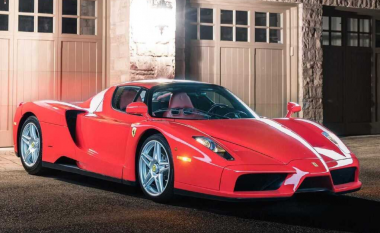 Ferrari Enzo jashtëzakonisht i rrallë u shit për 3.8 milionë dollarë