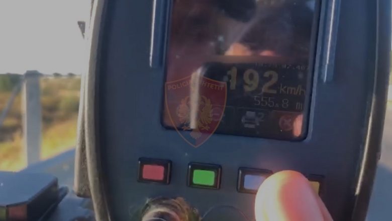 Vijojnë ‘aventurat’ e shoferëve në Shqipëri, radari kap një veturë që ec me shpejtësi deri në 192 km/h