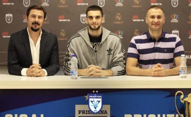 Zyrtare: Sigal Prishtina nënshkruan me Arbër Berishën
