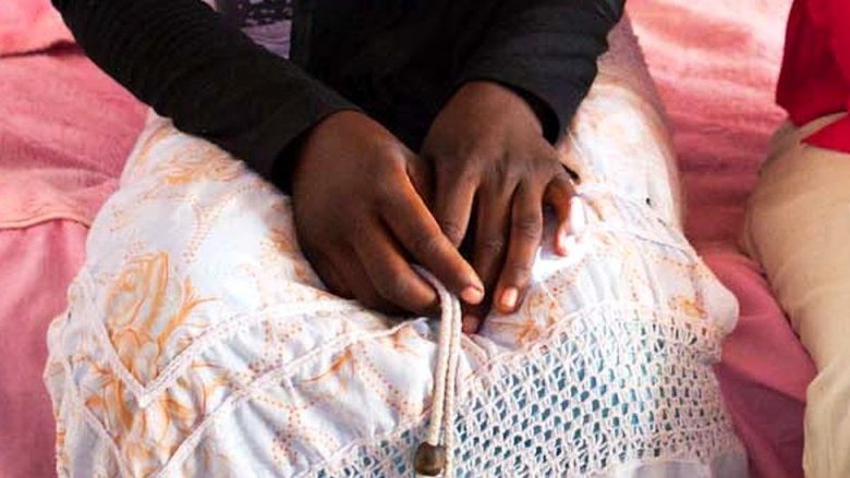 Nxiten reagime pasi një vajzë 14-vjeçare në Zimbabve vdiq gjatë lindjes në faltoren e kishës