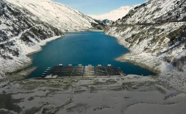 A mund të jetë ky “plantacion solar” një zgjidhje për ndryshimin e klimës?