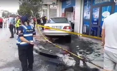 Vetura përfundon në dyqan, 4 të lënduar në Berat