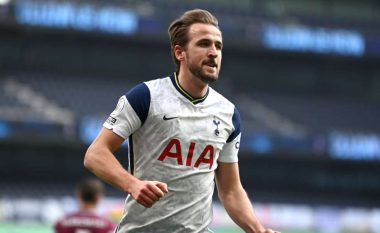 Kane thyen heshtjen dhe flet për situatën e tij te Tottenhami