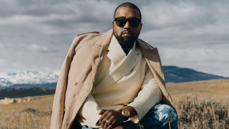 Kanye West shet rrobat ‘Balenciaga’, me të cilat shpalli kandidaturën për president të SHBA-ve