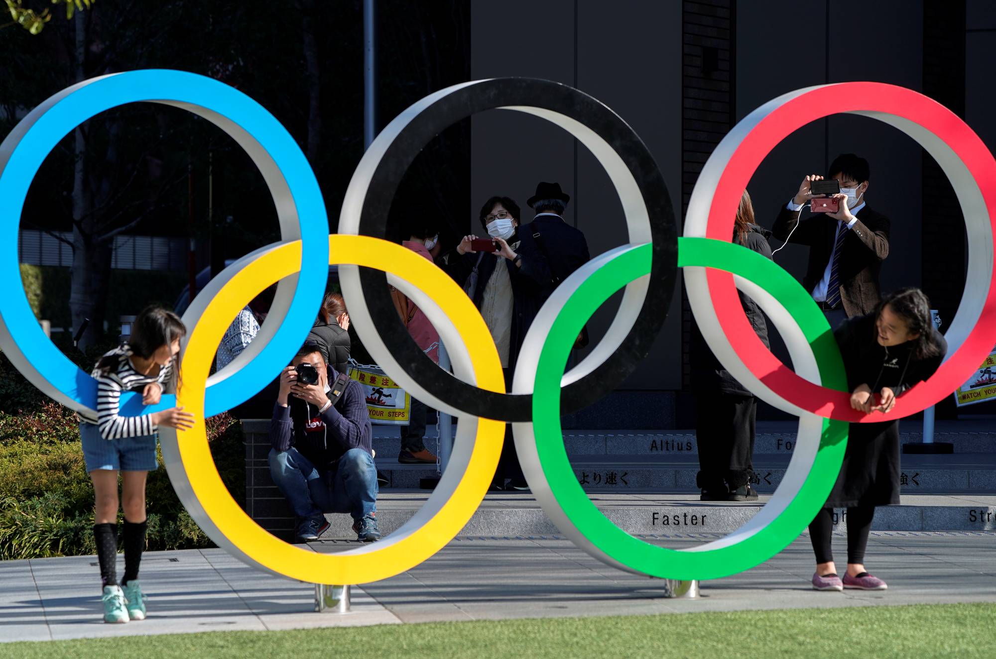 Ekonomia e Japonisë rritet përtej parashikimeve para lojërave Olimpike
