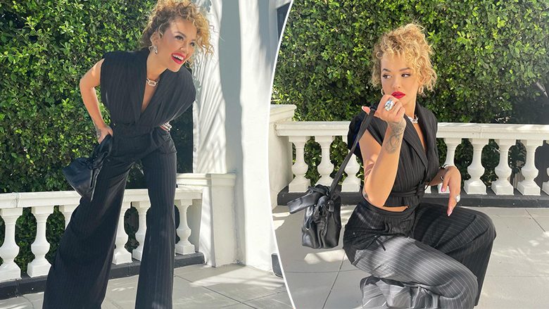 Rita Ora duket elegante me kostum të zi dhe flokët e saj kaçurrele