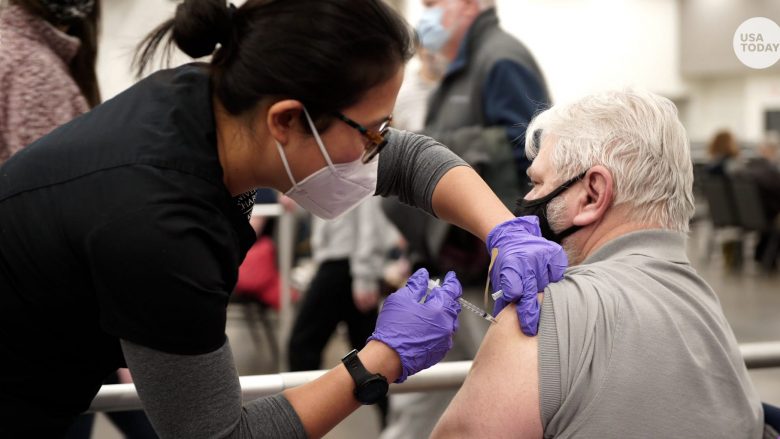 Mjekët këshillojnë: Po nëse infektoheni me coronavirus dhe vaksinoheni?