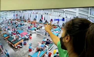Infermieret shokohen në një COVID spital në Tajlandë, i zënë pacientët duke u droguar dhe luajtur bixhoz – ka pasur edhe orgji