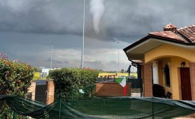 Italia goditet nga një sërë tërmetesh, raportohet për shkulje të pemëve dhe kulmeve – u shkaktuan edhe përmbytje nga reshjet e shiut