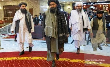 Talebanët formojnë qeverinë e re, një ministër kërkohet nga autoritetet amerikane – madje janë ofruar 5 milionë dollarë për të