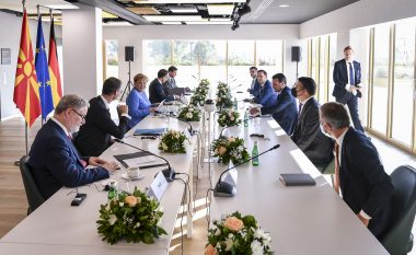 Zaev-Merkel: Maqedonia e Veriut duhet të fillojë negociatat, zgjerimi i BE -së me Ballkanin Perëndimor nuk duhet të vonohet