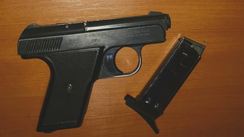 Policia sekuestron dy armë në Verenik, iniciohet rast ndaj 38-vjeçarit