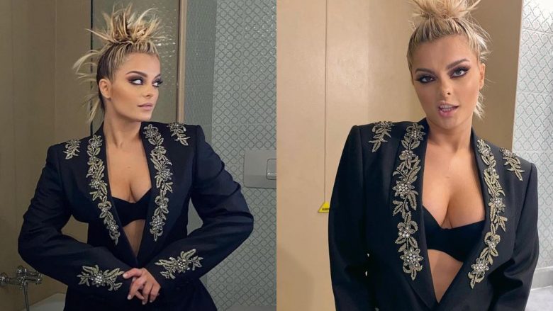 Me dekolte të hapur, Bebe Rexha vjen elegante në paraqitjen e radhës