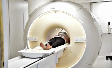 Në Klinikën e Radiologjisë të QKUK-së për herë të parë kryhet Rezonanca Magnetike e tërë trupit