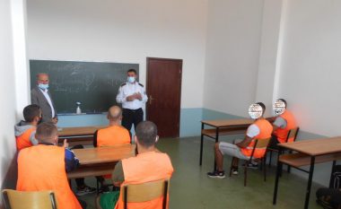 Fillon viti i ri shkollor për të burgosurit në Kosovë