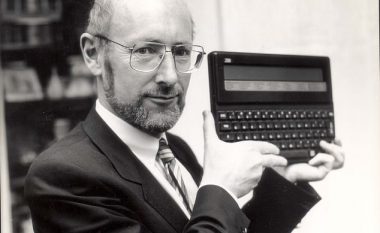 Sir Clive Sinclair, “shpikësi” i kompjuterit vdes në moshën 81-vjeçare