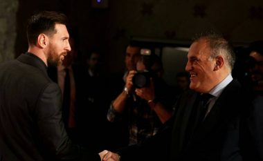 Tebas ‘hedh’ bombën: Largimi i Messit nga Barcelona mund të ishte shmangur