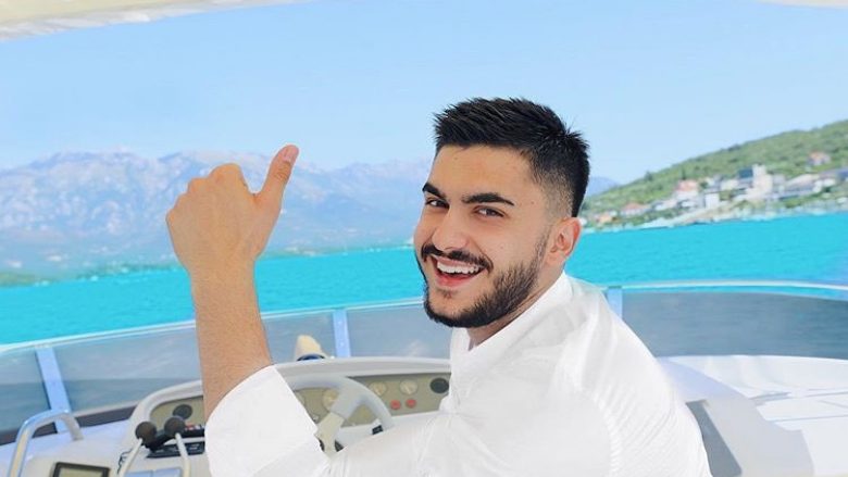 Butrint Imeri bëhet nostalgjik, publikon fotografi nga fëmijëria