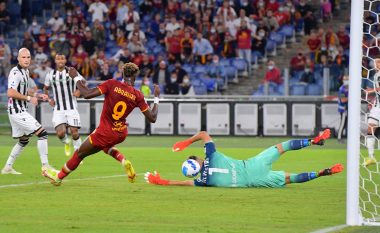 Roma rikthehet te fitoret në Serie A, mposht me rezultat minimal Udinesen
