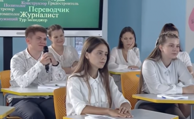 Mediet e afërta me Kremlinin nuk e transmetojnë momentin kur nxënësi e korrigjon Vladimir Putinin për Luftën e Veriut