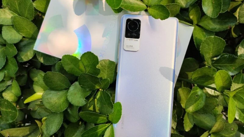 Xiaomi ka prezantuar një telefon inteligjent Civi me një ekran 6.55-inç
