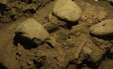 NASA arrin të shpon gurin e parë në Mars