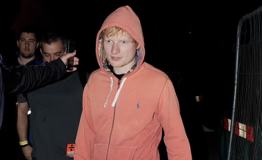 Ed Sheeran mbajti koncert falas për të shënuar 10-vjetorin e albumit të tij debutues