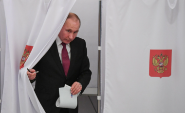 Putin do të votojë online në zgjedhjet treditore parlamentare, presidenti rus gjendet në karantinë