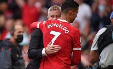 Solskjaer i kënaqur me fitoren e Unitedit dhe debutimin e Ronaldos