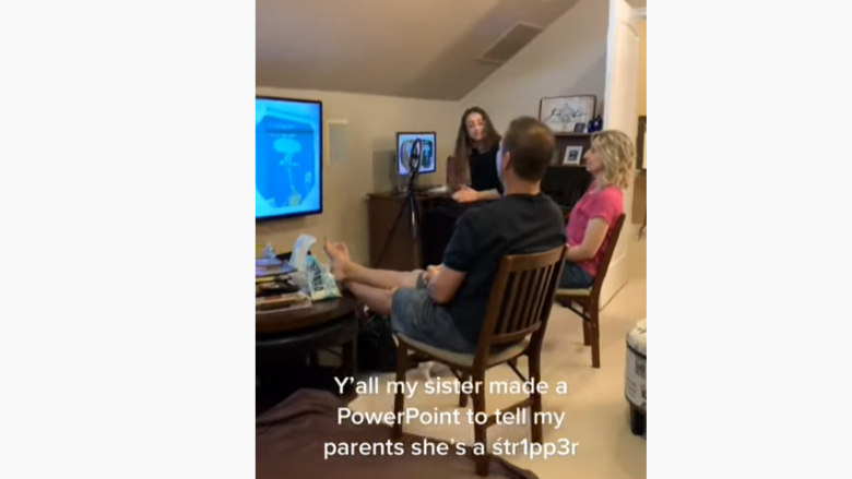Përmes një prezantimi me PowerPoint, gruaja informon prindërit për jetën e saj të fshehtë si ‘striptiste’