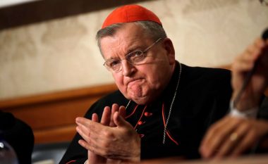 Kardinali kundër vaksinimit përfundoi në kujdes intensiv, Papa: Thjeshtë, ironi e jetës