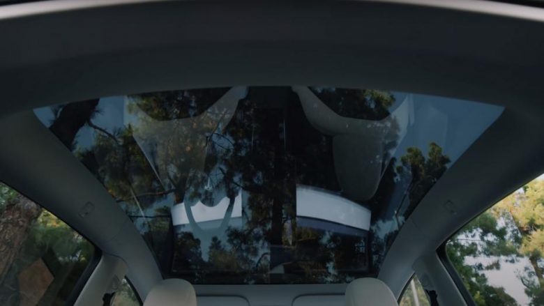 Video e re zbulon sekretin e “Tesla Glass”