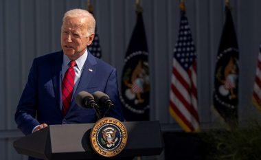 Biden do ta marrë dozën e tretë të vaksinës, por vetëm kur ta “marrin” të gjithë amerikanët