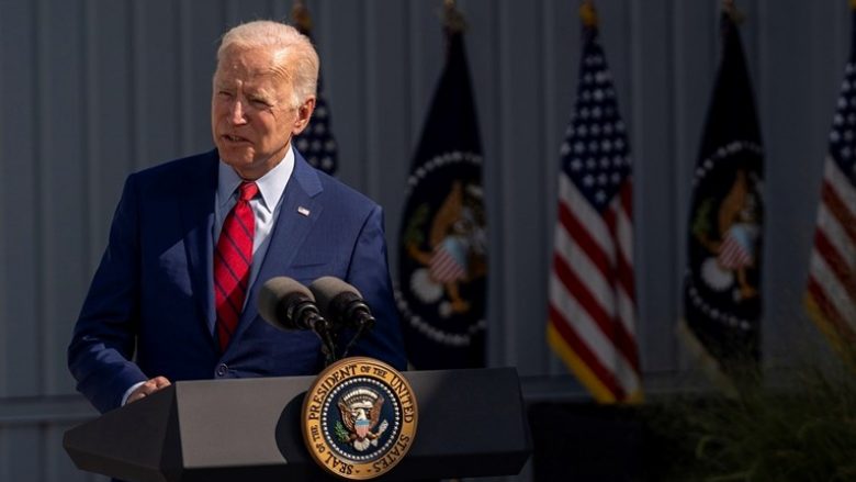 Biden do ta marrë dozën e tretë të vaksinës, por vetëm kur ta “marrin” të gjithë amerikanët