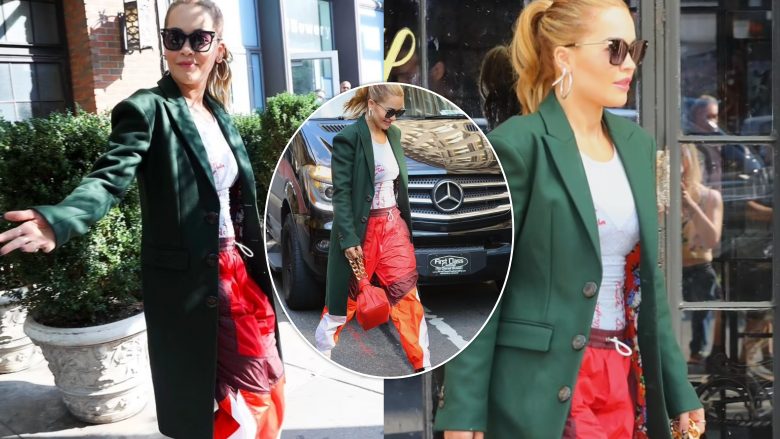 Rita Ora fotografohet me veshje e stil interesant rrugëve të New Yorkut