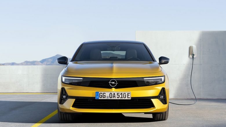 Opel ka prezantuar Astra-n e re dhe ka njoftuar një çmim fillestar prej 22,454 euro