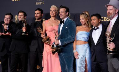 Emmy Awards 2021 kritikohet nga ndjekësit për mosrespektimin e masave kundrejt COVID-19