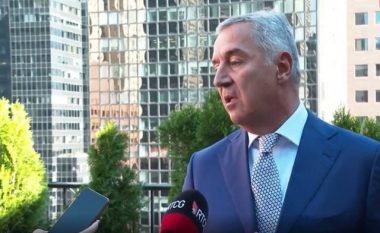 Milo Gjukanoviq paralajmëron ndërkombëtarët për destabilizimin e Ballkanit nga Aleksandar Vuçiqi