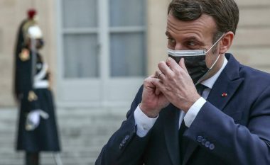 Zotohet Macron: Do t’ua vështirësojë jetën të pavaksinuarve në Francë