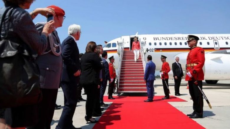 Merkel pritet ta vizitojë Shqipërinë më 14 shtator