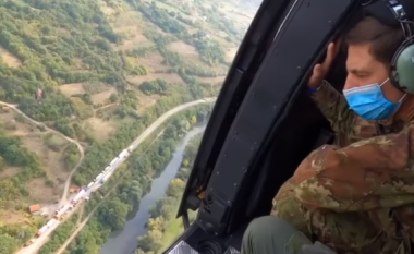 Pamje të KFOR-it gjatë patrullimit me helikopter në veri të Kosovës