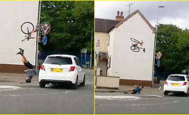 Shoferi i makinës “ngatërroi rrugën”, momenti kur godet biçikletën që fluturoi rreth 5 metra në ajër në Angli
